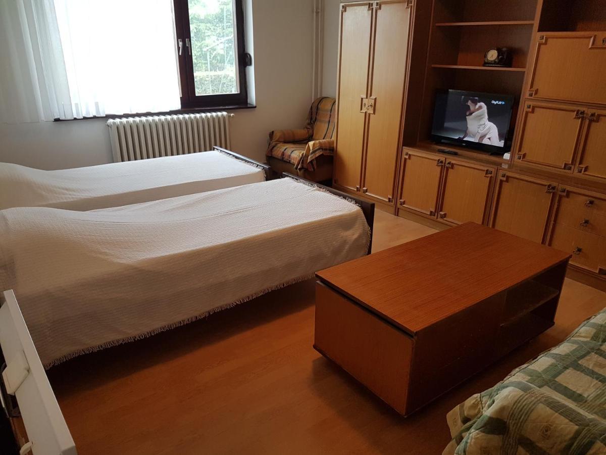 Dass Apartmani Banja Luka Exterior photo